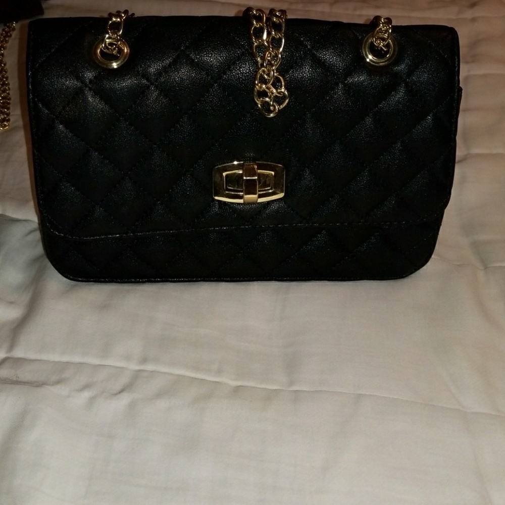 Ninewest Black Purse Gold Chain